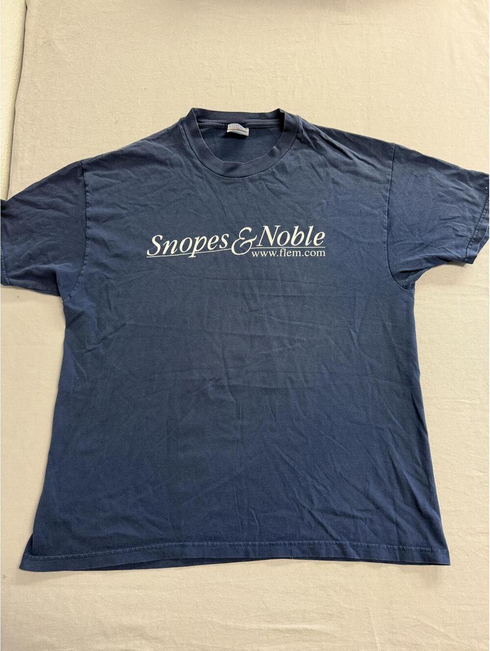 Snopes and Noble T-shirt Flem.com Sprawling Octopus XL